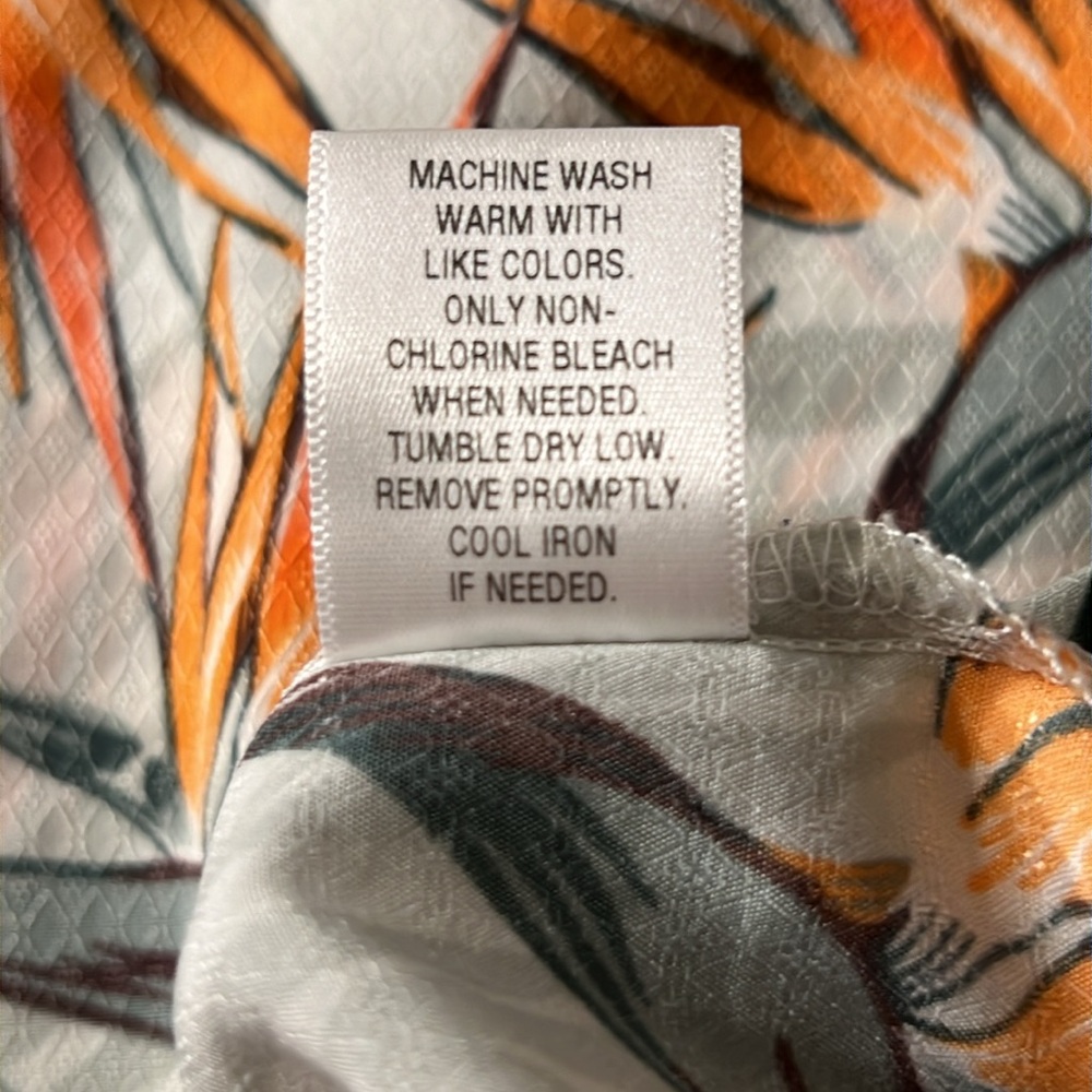 Croft & Barrow Easy Care Men’s size XL Button Down Collared Hawaiian Shirt. - Picture 7 of 10